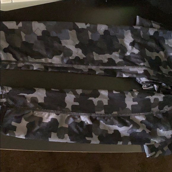 Compression Pants - Picture 2 of 3